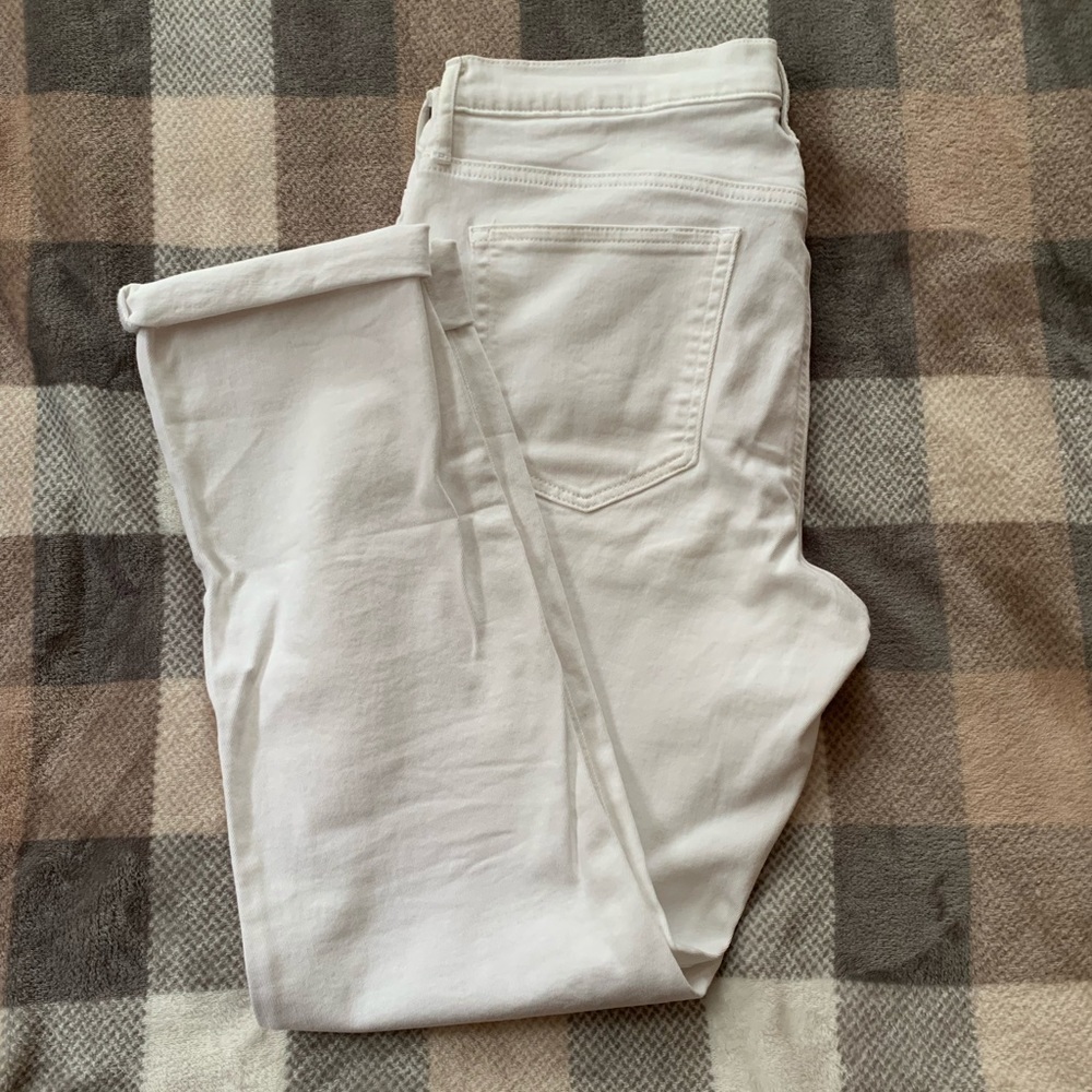Mid Rise Classic Straight White Jeans.